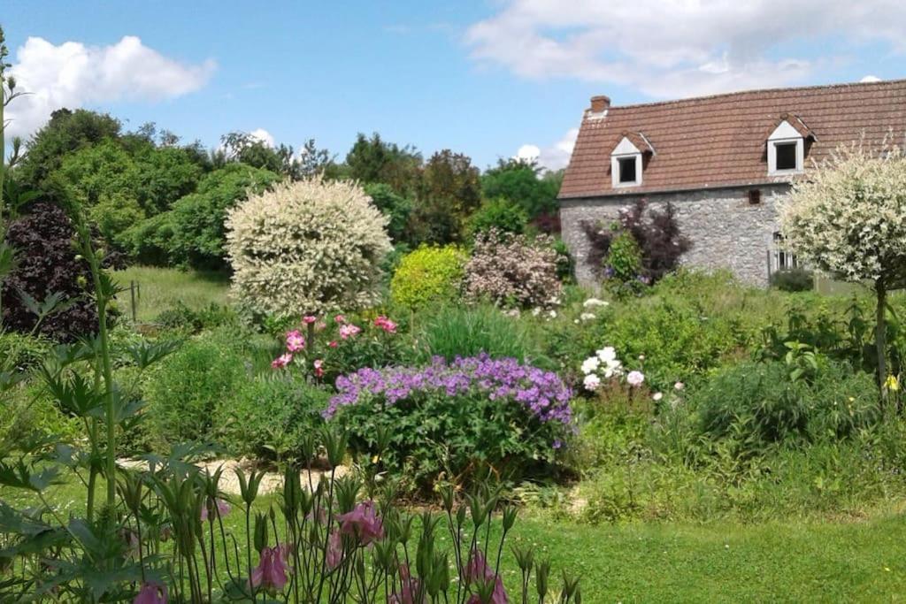 La Ferme Aux Oiseaux B&B Beaumont Extérieur photo